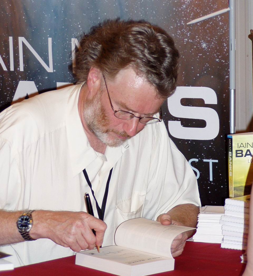 Exploring the Enigmatic Worlds of Iain Banks: 7 Key Books and Their Lasting Cultural Impact